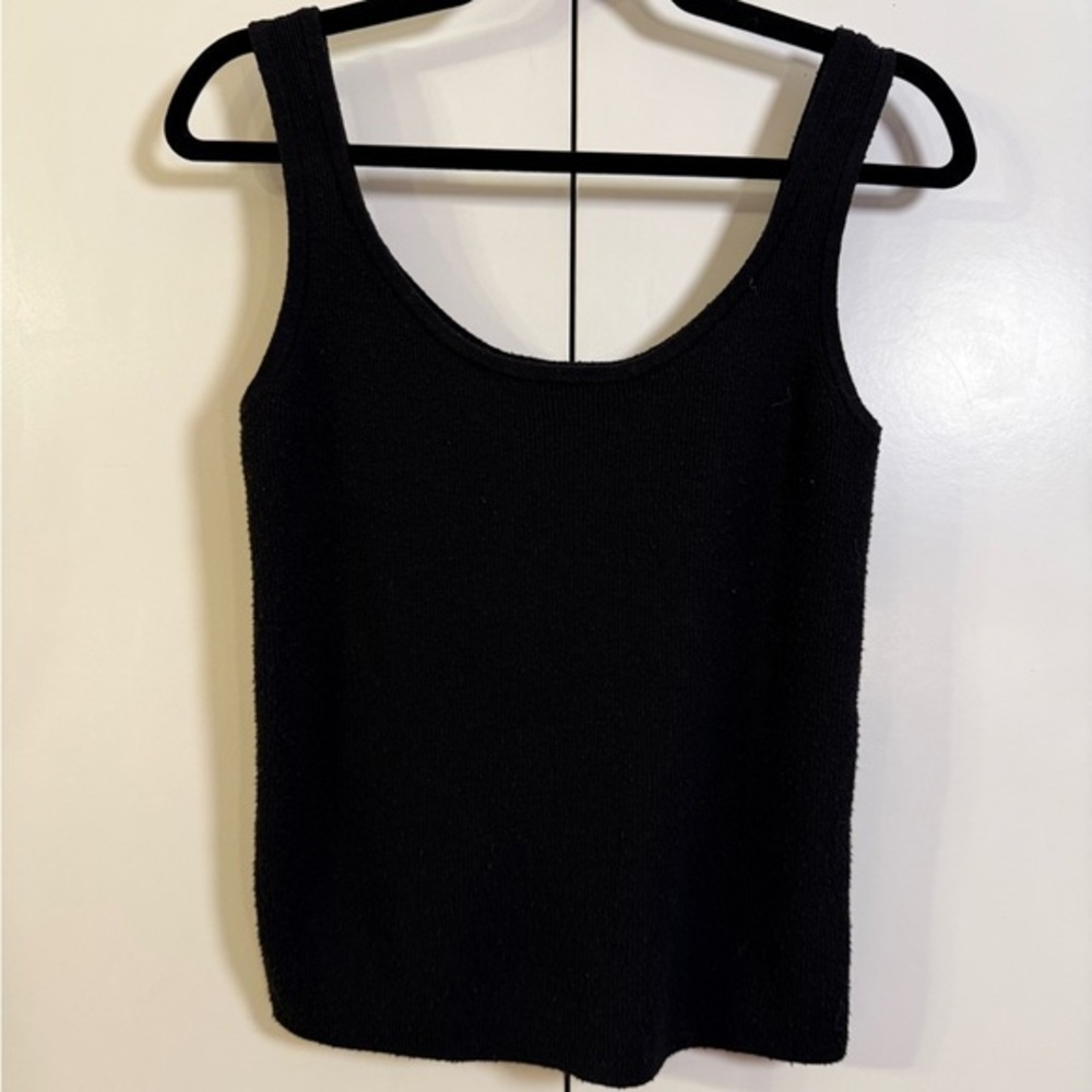 Black Fitted Ribbed Sweater Tank Top | Medium | A New Day - Picture 3 of 8